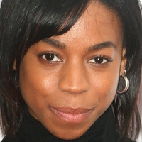 Pippa Bennett-Warner Desnuda