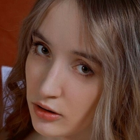 Polly Yangs Desnuda