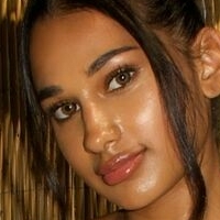 Pujaghedia Desnuda