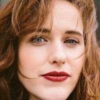 Rachel Brosnahan Desnuda