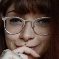 Ragmig Suicide Desnuda
