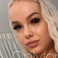 Ren Rivers Desnuda