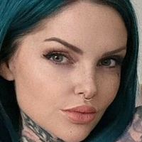 Riae Desnuda