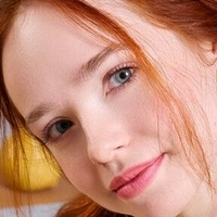 Rinna Ly Desnuda