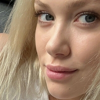 Rosy May Desnuda