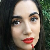 Safiya Nygaard Desnuda