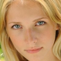Sarah Ulrich Desnuda
