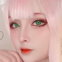 Sayo Momo Desnuda