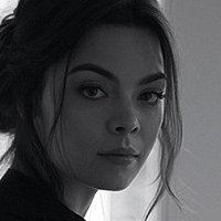 Scarlett Byrne Desnuda