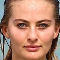 Selena Weber Desnuda