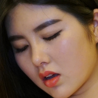 Selena 娜露 Desnuda