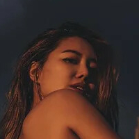 Serena Jung Desnuda