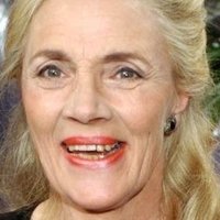 Shirley Stelfox Desnuda