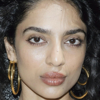 Sobhita Dhulipala Desnuda