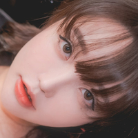 Son Ye Eun Desnuda