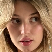 sophiemur Desnuda