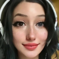 spitfurby Desnuda