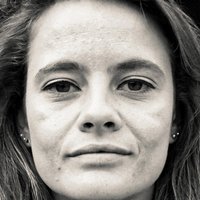 Stefanie van Leersum Desnuda