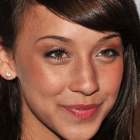 Stella Maeve Desnuda