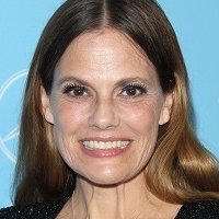 Suzanne Cryer Desnuda