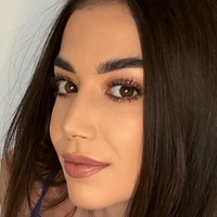 tara_tiny Desnuda