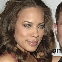 Tawny Cypress Desnuda