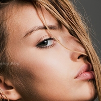 Taylor Justine Howard Desnuda