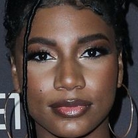 Taylor Rooks Desnuda