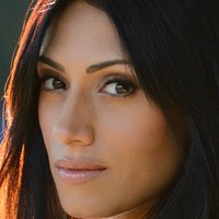 Tehmina Sunny Desnuda