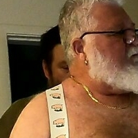 underthegut Desnuda