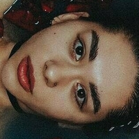 valerie_s_tar Desnuda