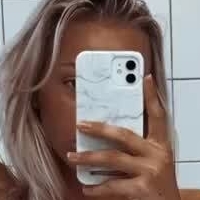 Vanessa Johansen Desnuda