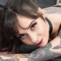 Vile Vixen Desnuda
