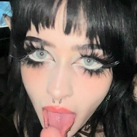 wihct Desnuda