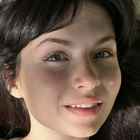 Willow Avalon Desnuda