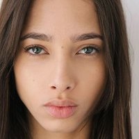 Yasmin Wijnaldum Desnuda