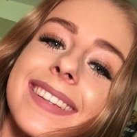 Zoe Taylor Desnuda